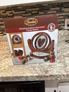 Nostalgia Chocolate Electrics Rotating Hollow Chocolate Candy Maker